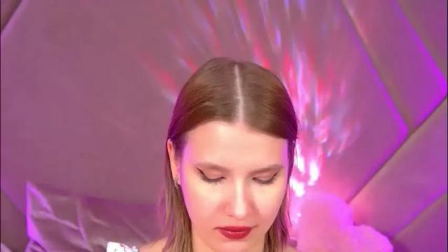 Image 2 of lililinn Stream on Chaturbate on 2 months ago