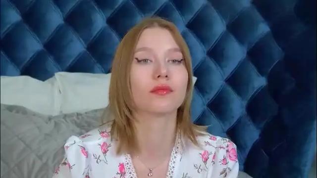 Image 11 of lililinn Stream on Chaturbate on 1 month ago