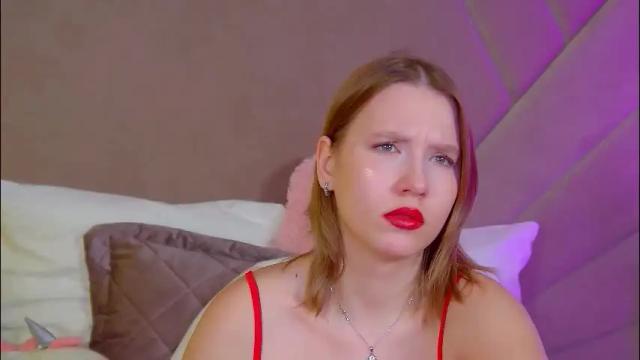 Image 4 of lililinn Stream on Chaturbate on 1 month ago