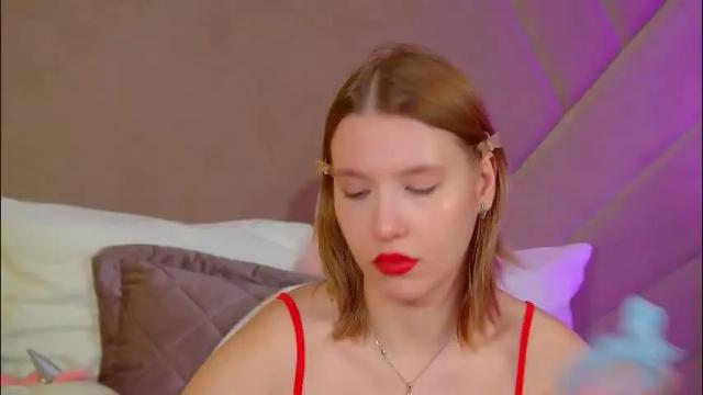 Image 6 of lililinn Stream on Chaturbate on 1 month ago