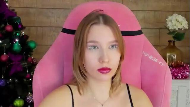 Image 12 of lililinn Stream on Chaturbate on 1 month ago