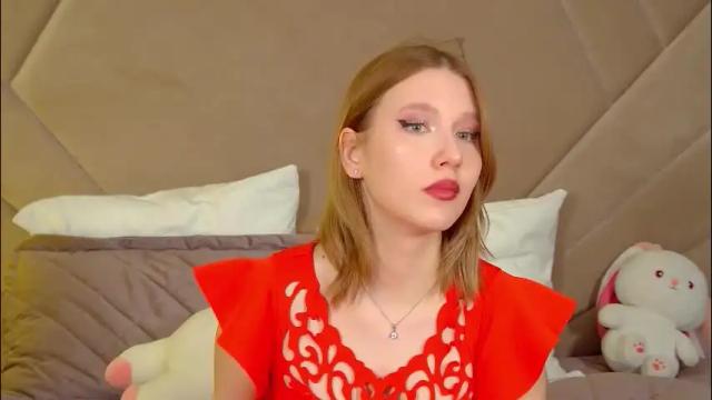 Image 3 of lililinn Stream on Chaturbate on 26 days ago