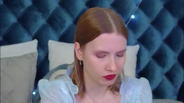 Image 2 of lililinn Stream on Chaturbate on 22 days ago