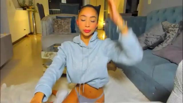 Image 6 of lilipinkette Stream on Chaturbate on 19 days ago