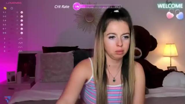 Image 7 of liliraider Stream on Chaturbate on 15 months ago