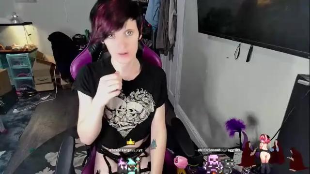 Image 2 of lilistars Stream on Chaturbate on 3 days ago