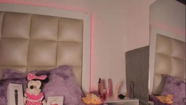 Image 10 of lilit_jade Stream on Chaturbate on 19 days ago