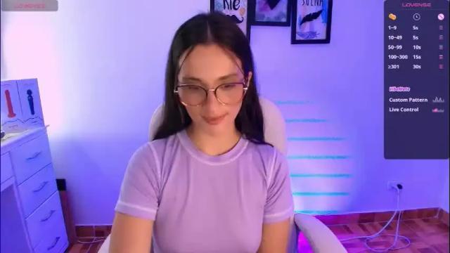 Image 3 of lilith01_ Stream on Chaturbate on 1 month ago