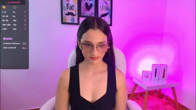 Image 2 of lilith01_ Stream on Chaturbate on 1 day ago