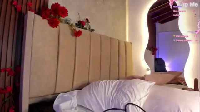 Image 3 of lilith__rosse Stream on Chaturbate on 2 months ago