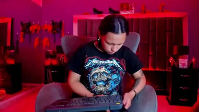 Image 7 of lilith_adamsx_ Stream on Chaturbate on 14 months ago