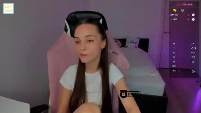 Image 7 of lilith_cain Stream on Chaturbate on 4 months ago