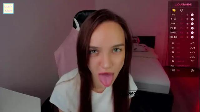 Image 2 of lilith_cain Stream on Chaturbate on 4 months ago