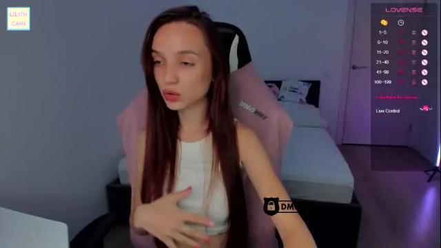 Image 12 of lilith_cain Stream on Chaturbate on 4 months ago