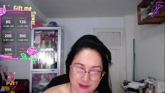 Image 2 of lilith_camp Stream on Chaturbate on 4 months ago