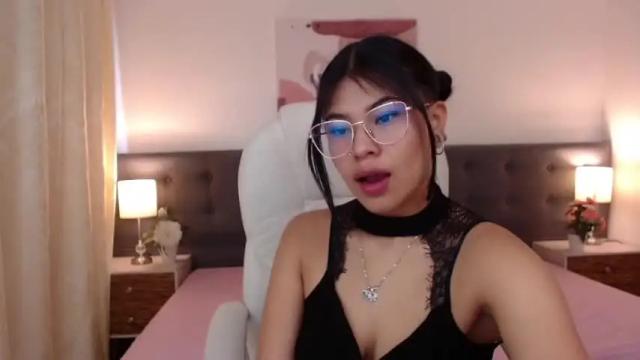 Image 4 of lilith_charlotte Stream on Chaturbate on 20 months ago