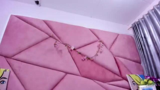 Image 12 of lilith_cooper20 Stream on Chaturbate on 14 months ago