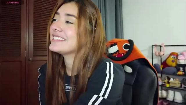 Image 2 of lilith_cruzz Stream on Chaturbate on 2 months ago