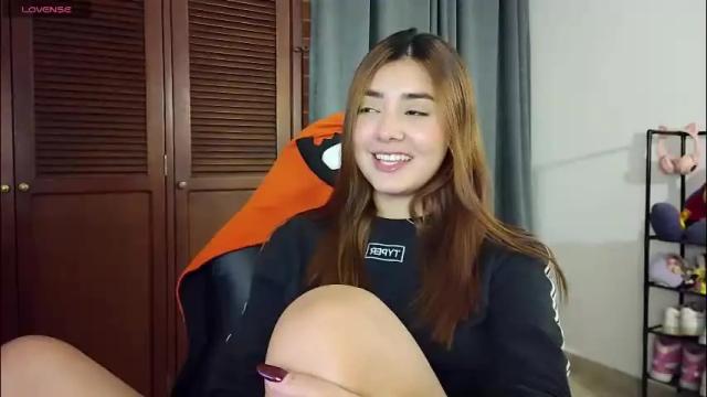 Image 6 of lilith_cruzz Stream on Chaturbate on 2 months ago