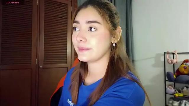 Image 4 of lilith_cruzz Stream on Chaturbate on 2 months ago