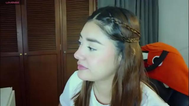 Image 6 of lilith_cruzz Stream on Chaturbate on 1 month ago