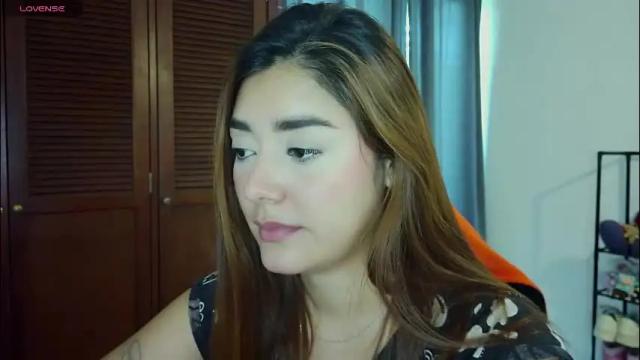 Image 10 of lilith_cruzz Stream on Chaturbate on 1 month ago