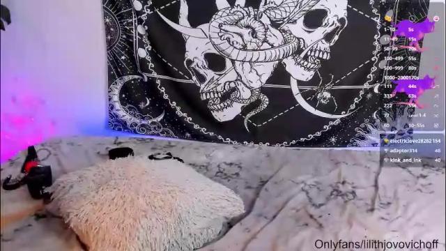 Image 3 of lilith_jovovich Stream on Chaturbate on 17 days ago