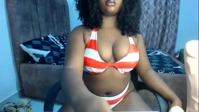 Image 2 of lilith_lala Stream on Chaturbate on 3 months ago