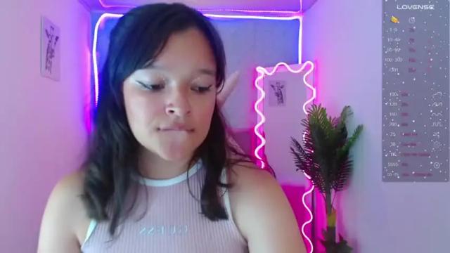 Image 3 of lilith_tay1 Stream on Chaturbate on 16 months ago