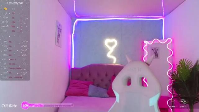 Image 4 of lilith_tay1 Stream on Chaturbate on 16 months ago