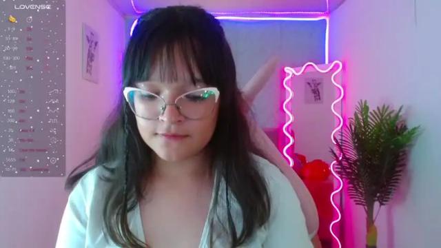 Image 8 of lilith_tay1 Stream on Chaturbate on 16 months ago
