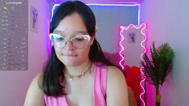 Image 10 of lilith_tay1 Stream on Chaturbate on 16 months ago