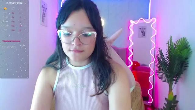 Image 4 of lilith_tay1 Stream on Chaturbate on 16 months ago