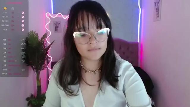 Image 4 of lilith_tay1 Stream on Chaturbate on 15 months ago