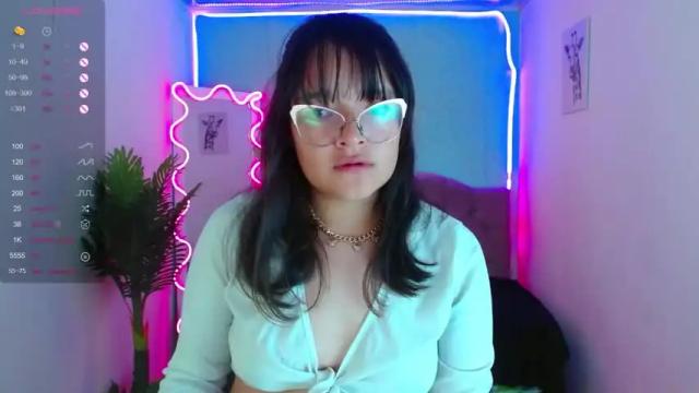 Image 6 of lilith_tay1 Stream on Chaturbate on 15 months ago