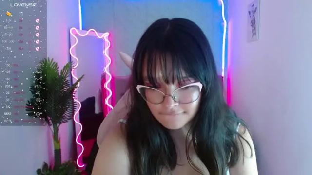 Image 3 of lilith_tay1 Stream on Chaturbate on 15 months ago
