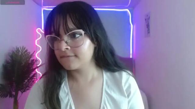 Image 2 of lilith_tay1 Stream on Chaturbate on 15 months ago