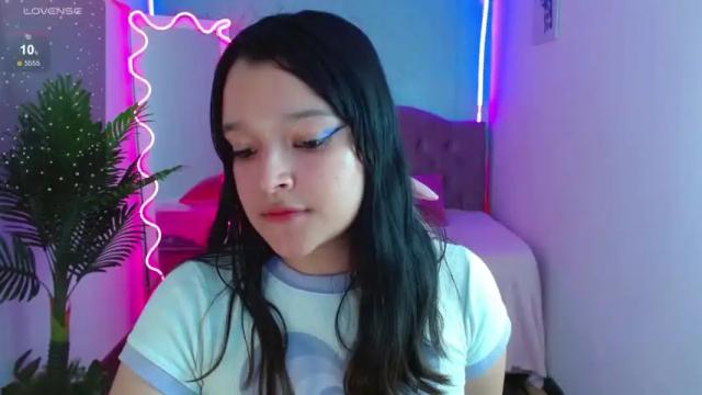 Image 11 of lilith_tay1 Stream on Chaturbate on 14 months ago