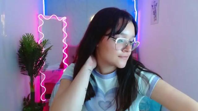 Image 2 of lilith_tay1 Stream on Chaturbate on 14 months ago