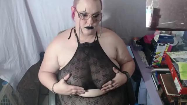 Image 12 of lilithcorvina Stream on Chaturbate on 15 months ago