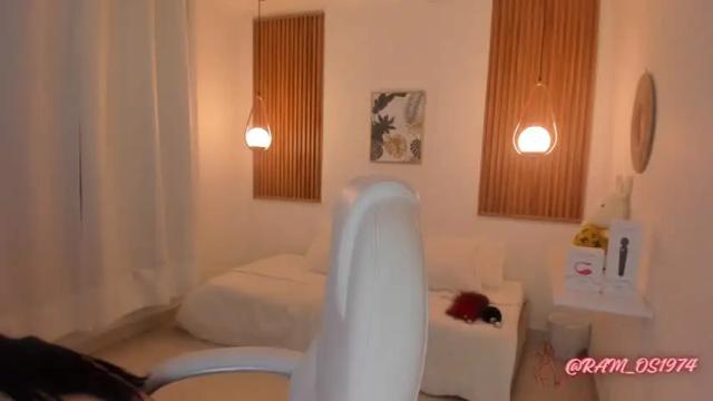 Image 8 of lilithh_rosse Stream on Chaturbate on 21 months ago