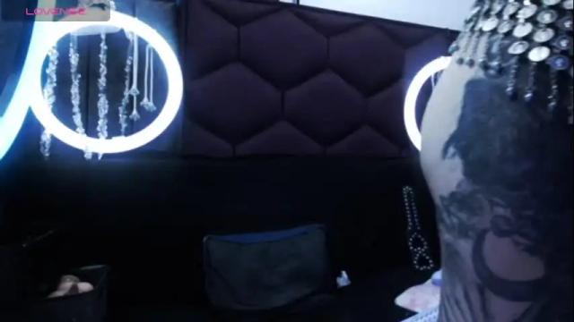 Image 6 of lilithlevis Stream on Chaturbate on 16 days ago