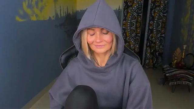 Image 11 of lilithlevite Stream on Chaturbate on 16 months ago