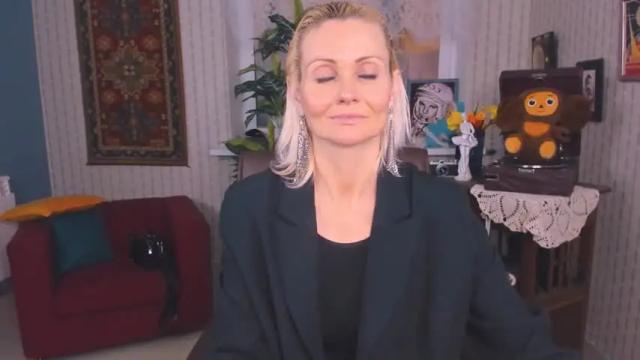 Image 12 of lilithlevite Stream on Chaturbate on 15 months ago