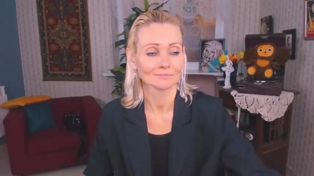 Image 4 of lilithlevite Stream on Chaturbate on 15 months ago