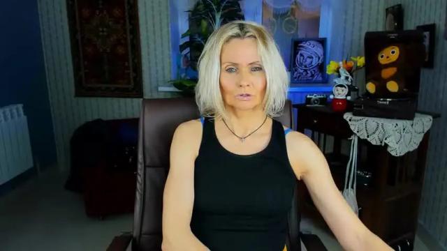 Image 2 of lilithlevite Stream on Chaturbate on 15 months ago