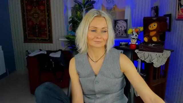 Image 4 of lilithlevite Stream on Chaturbate on 15 months ago