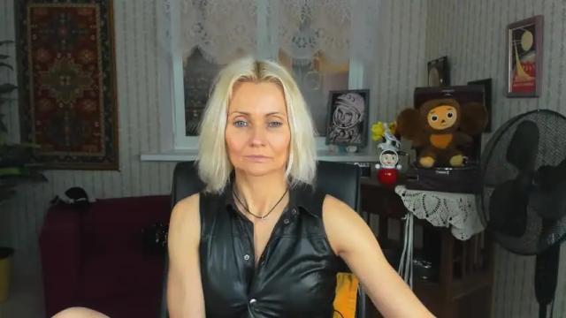Image 7 of lilithlevite Stream on Chaturbate on 14 months ago