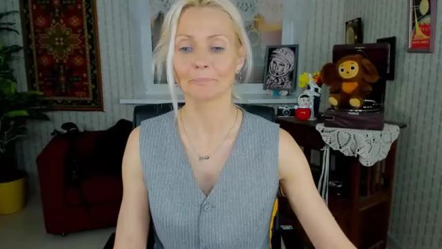 Image 2 of lilithlevite Stream on Chaturbate on 14 months ago