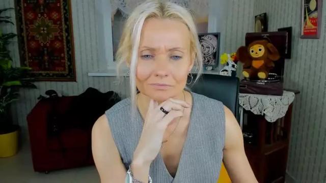 Image 6 of lilithlevite Stream on Chaturbate on 14 months ago
